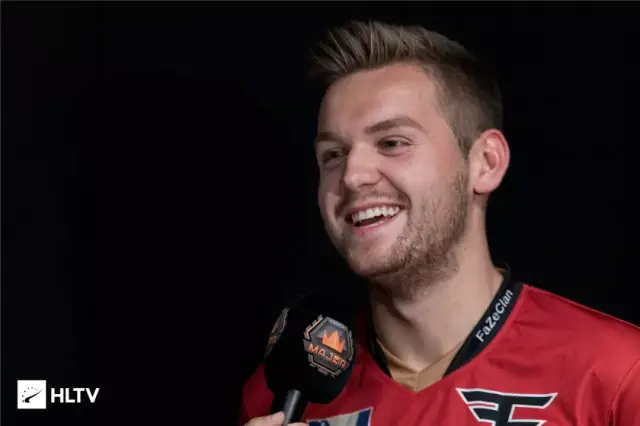 电竞比分网：2020KPL秋季赛，南京Hero久竞爆冷 0：3 不敌VG